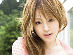 透き通るようなハーフ顔の美白美少女の濃厚SEXと連続フェラ抜き！桜井りあ（愛咲MIU）XVIDEOS長時間無料エロ動画